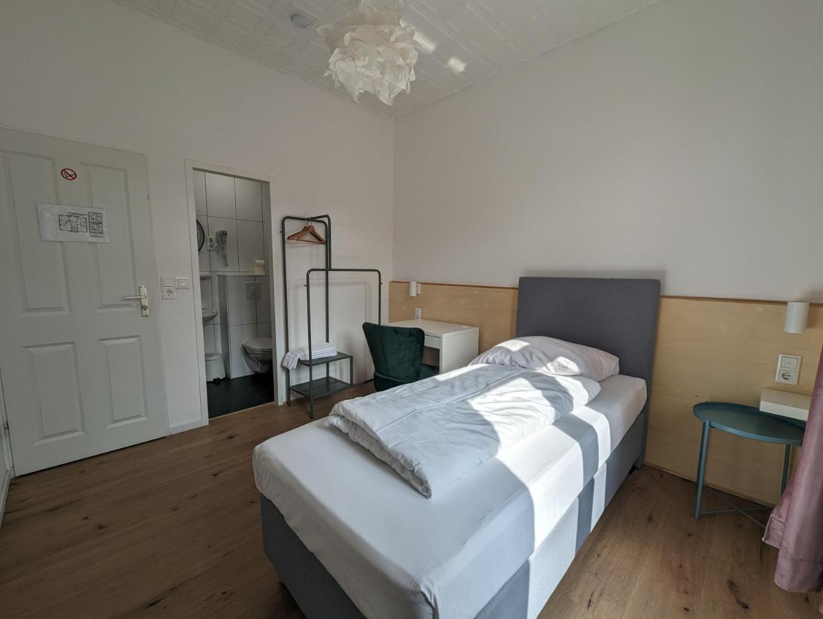 Hotel Tempelhof - City-messe-arena Köln